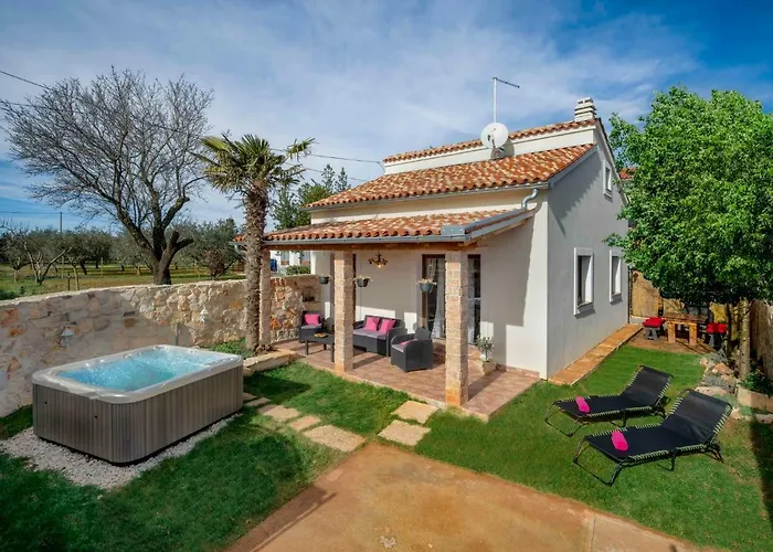 Aurora By Interhome Tatil Evi